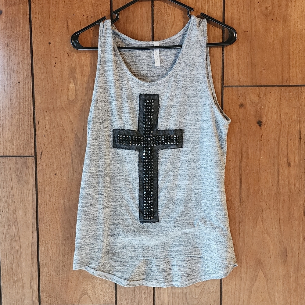 Bena J Cross Tank